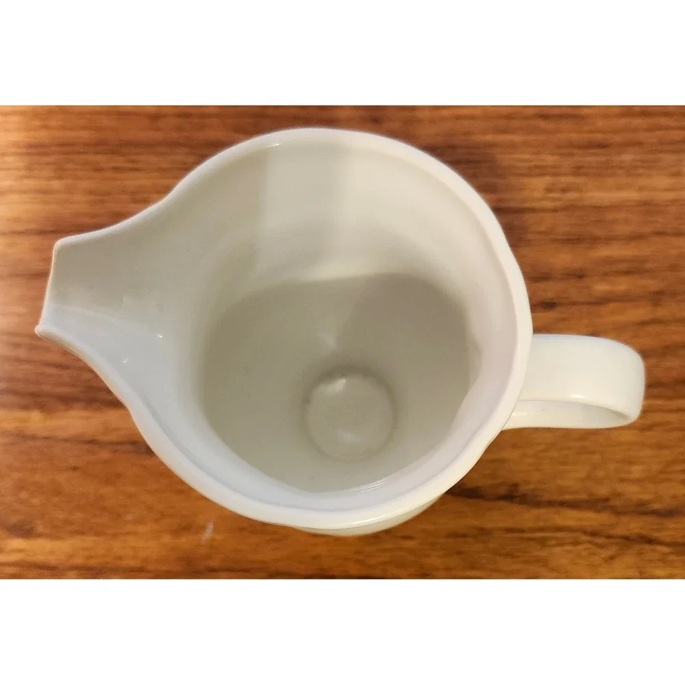 Mikasa French Countryside Creamer Pitcher‎ Cream White F9000 Stoneware Malaysia